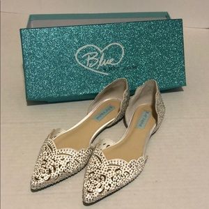 Blue by Betsy Johnson Lucy flats